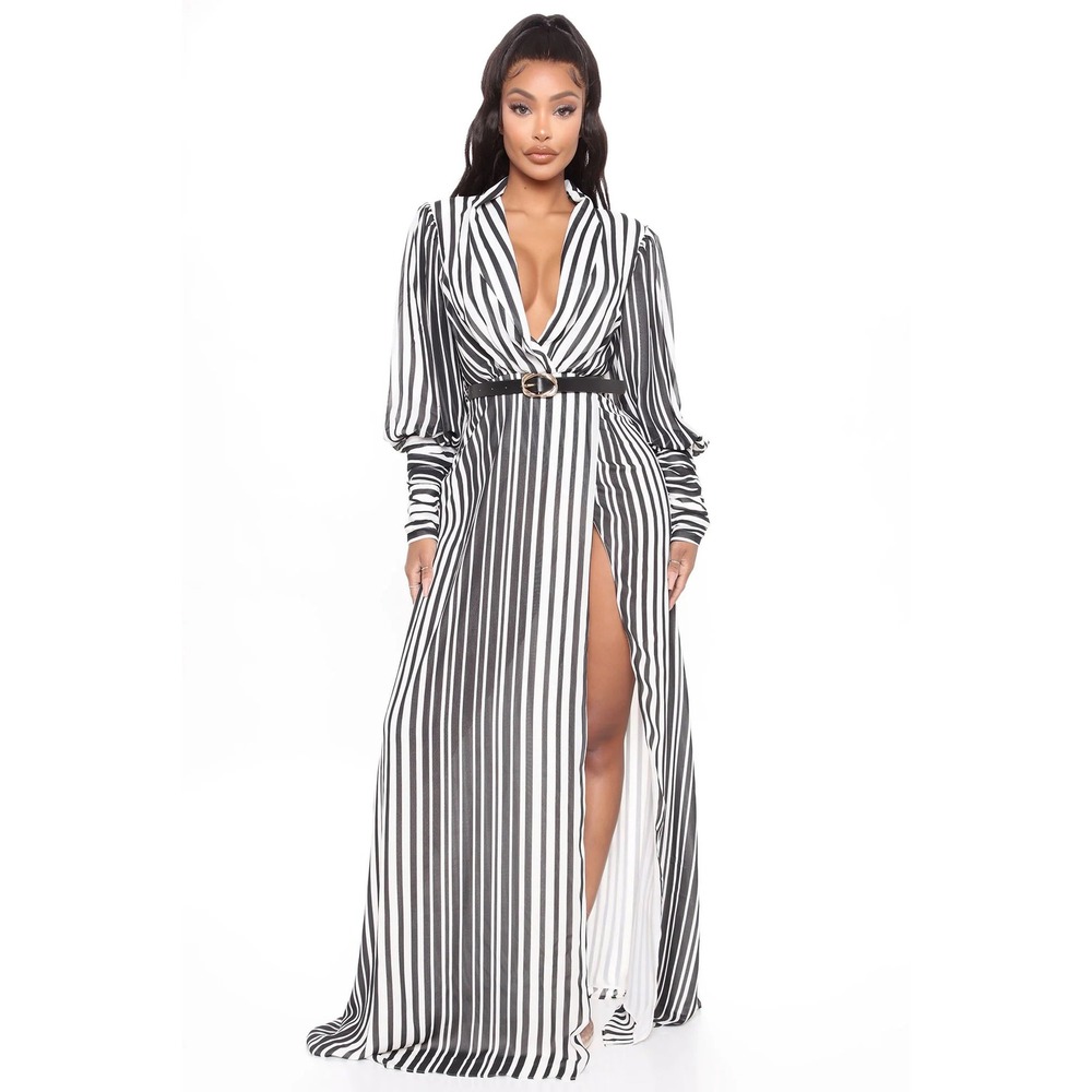 (B3) Fashion Nova Womens 1X Black White Striped Deep V-Neck Maxi Dress‎ No Belt